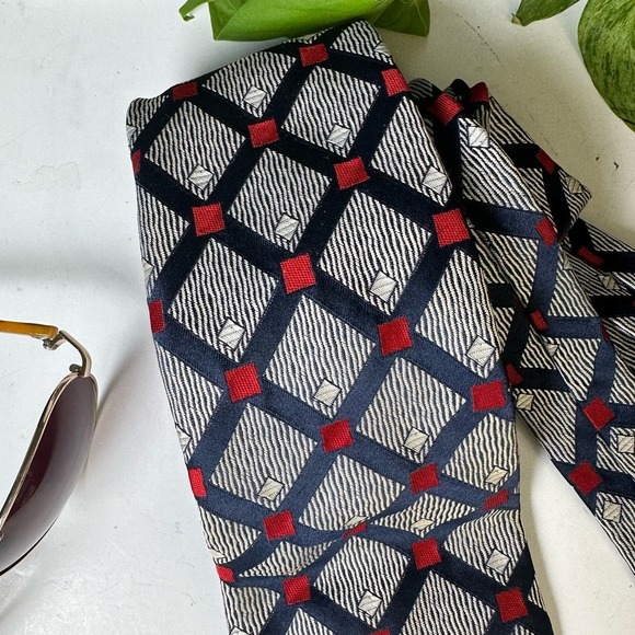 Vintage Charvet et Fils Wide Geometric Lined Cross Hatch Repp Tie Blue Red - Picture 4 of 7